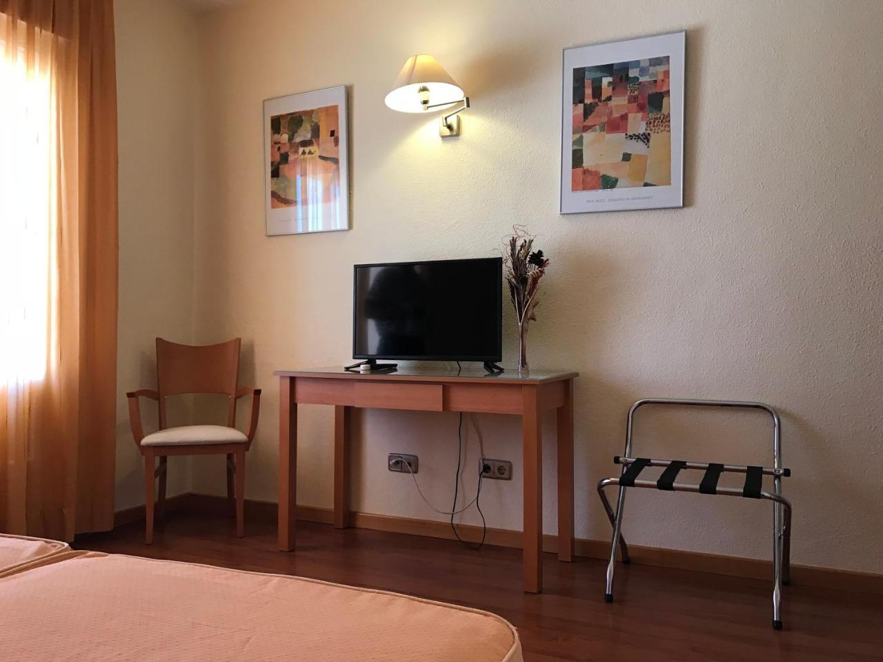 Hotel Europa Villacanas Екстер'єр фото